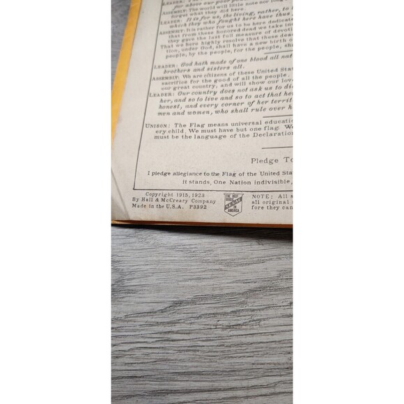 THE GOLDEN BOOK OF FAVORITE SONGS - 20TH EDITION- REVISED - 1923 - Picture 9 of 12